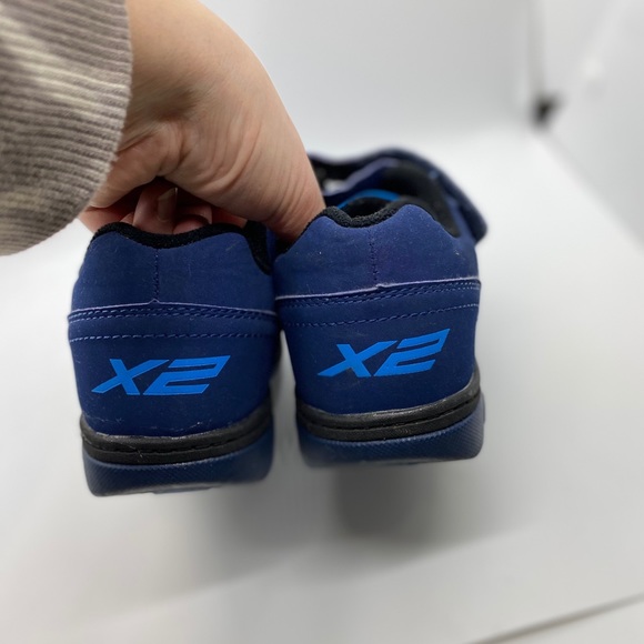 Heely’s X2 Skate Shoes | 12 - Picture 4 of 7